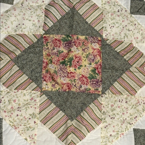 Quilted pillow case - Picture 2 of 4